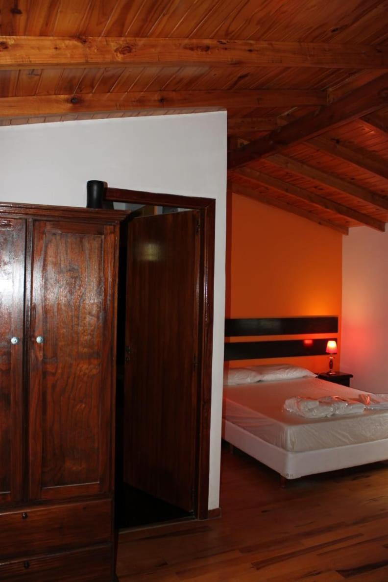 Hotel Senador Dupont à Tigre Chambre photo